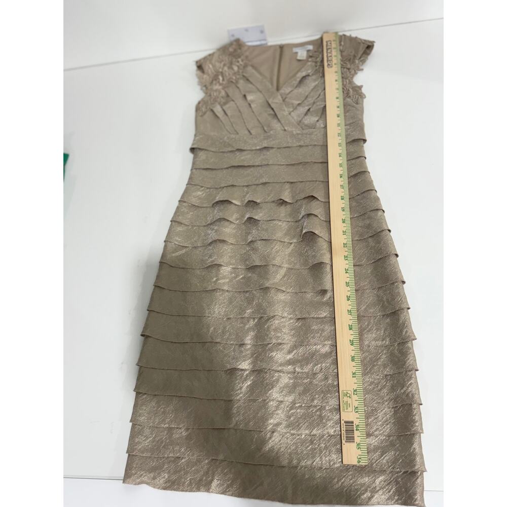 London Times Champagne Tiered Metallic Dress – Size 4 - Picture 7 of 8